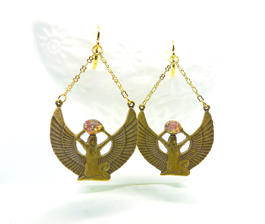 Isis Wings