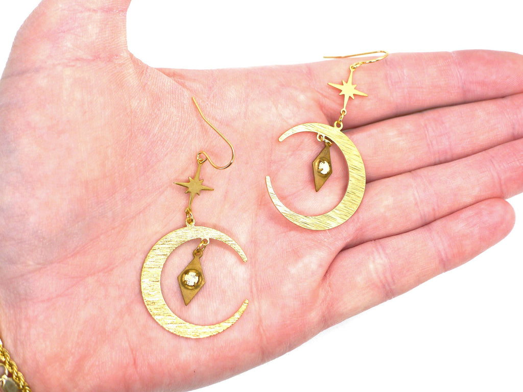 Crescent Moonbeams
