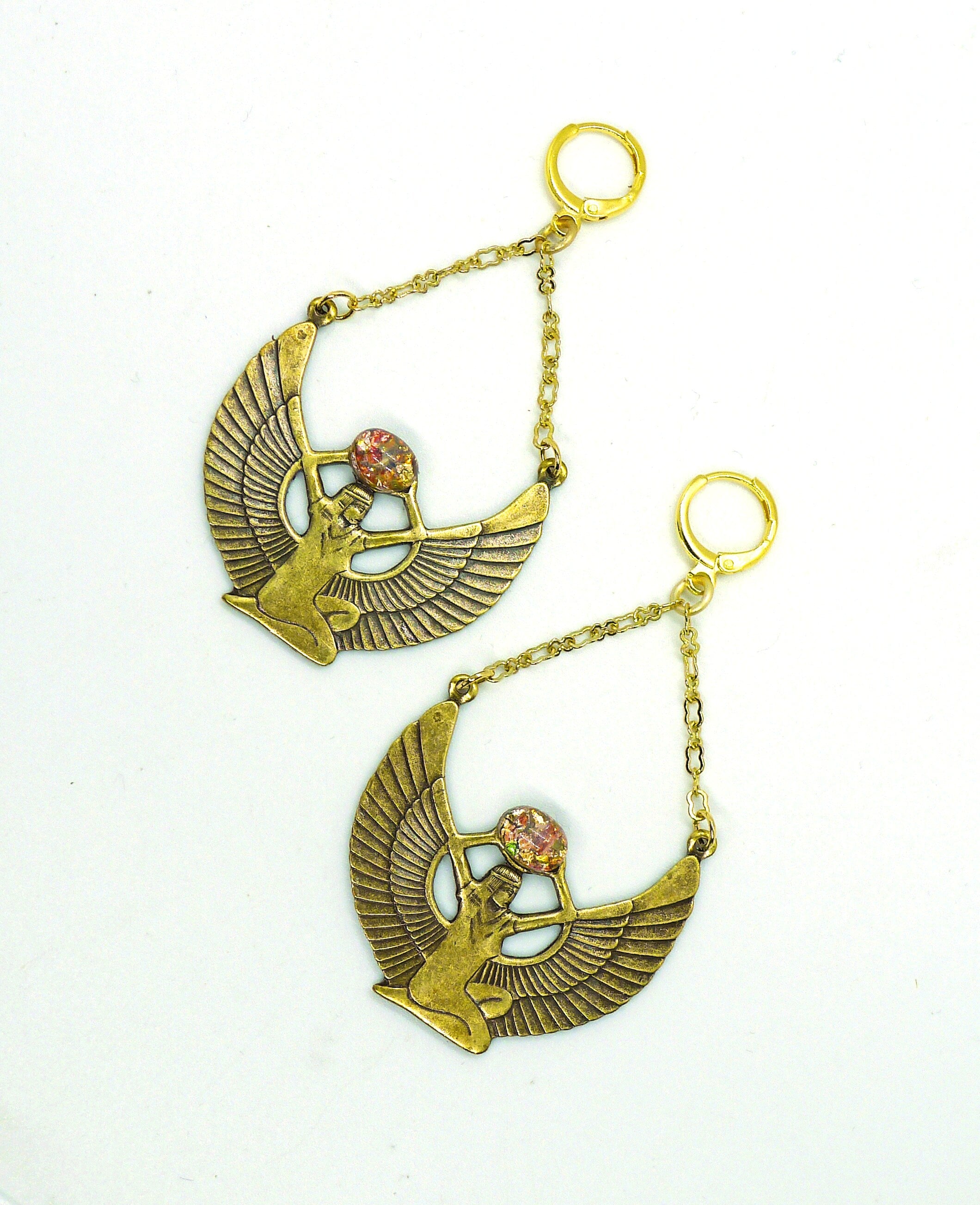 Isis Wings